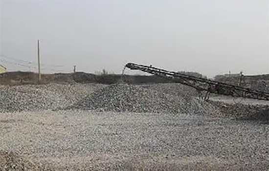 舞陽(yáng)鋼鐵廠(chǎng)“粗糧細(xì)作”提經(jīng)濟(jì)效益